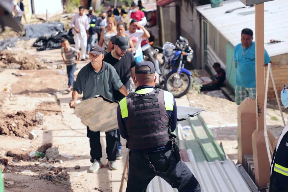 Tegucigalpa Alcaldía ordena evacuación de 60 familias de la colonia Guillén por falla geológica 01