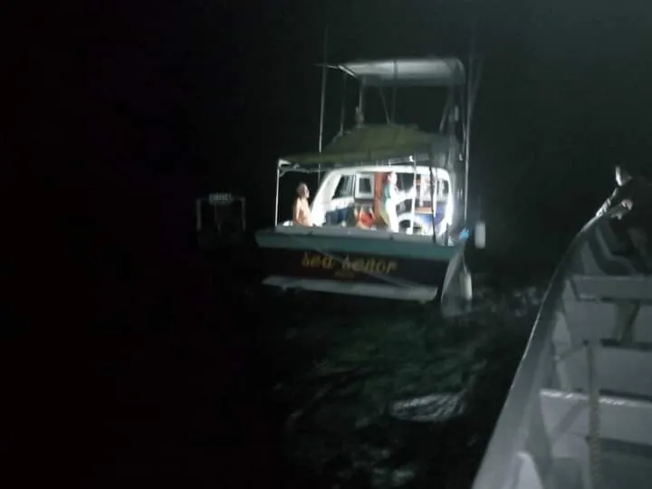 FNH rescata a seis náufragos en el departamento de Atlántida 04
